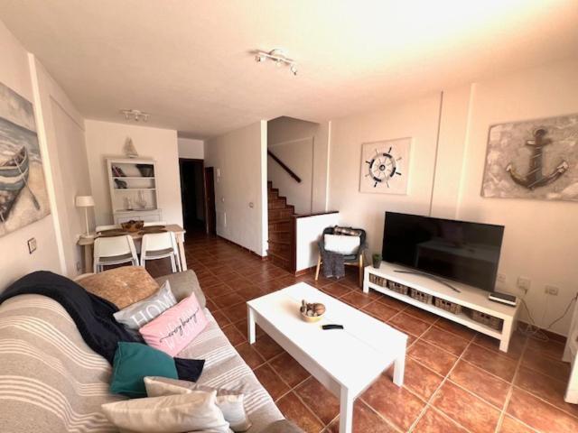 Apartamentos Vista Marina - El Medano Extérieur photo